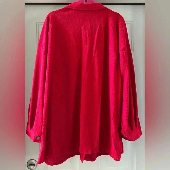 SHEIN Curve | ladies plus size corduroy shacket. Size: 4XL - Picture 2 of 11